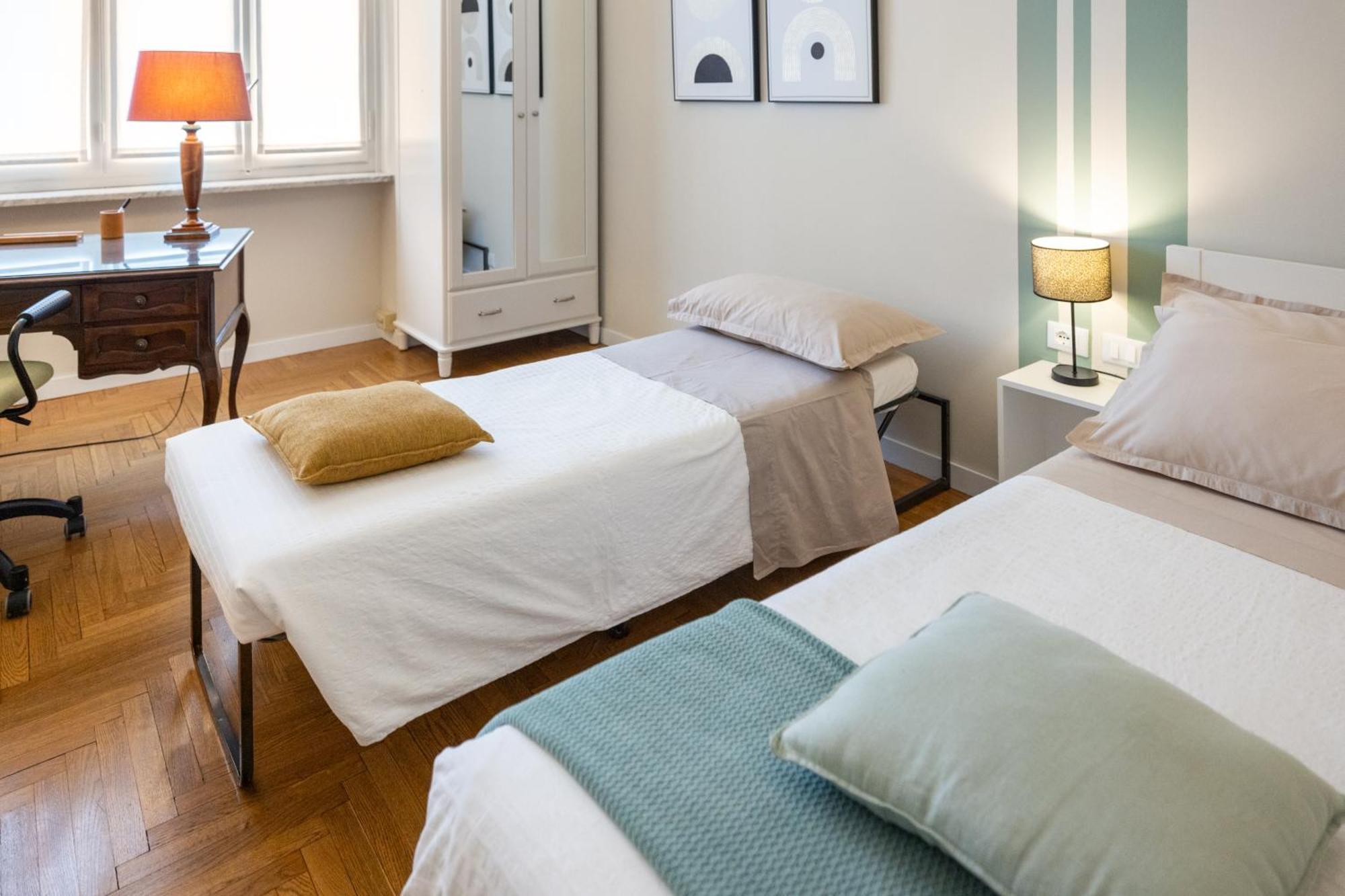 Here Apartment Turin Bagian luar foto