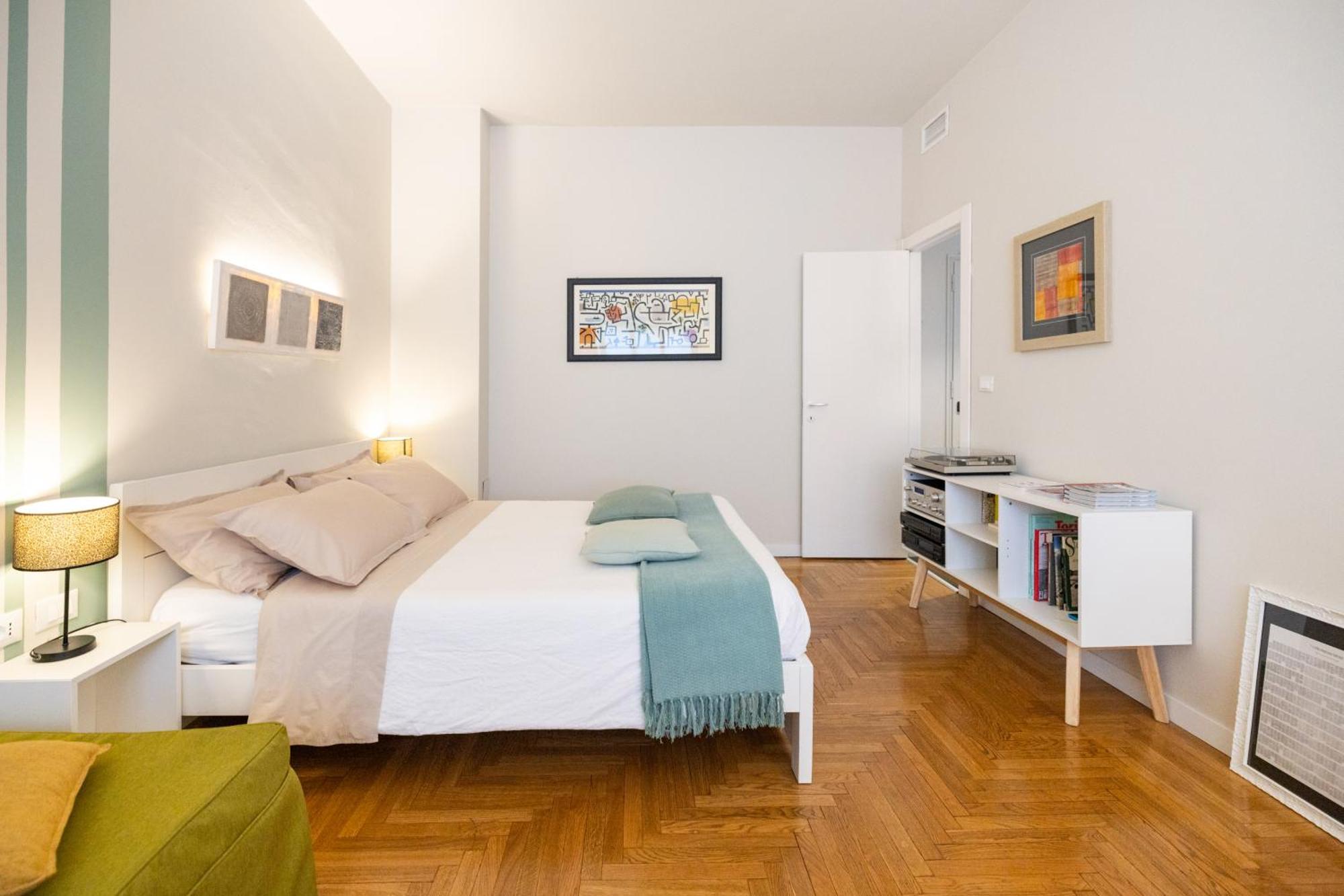 Here Apartment Turin Bagian luar foto